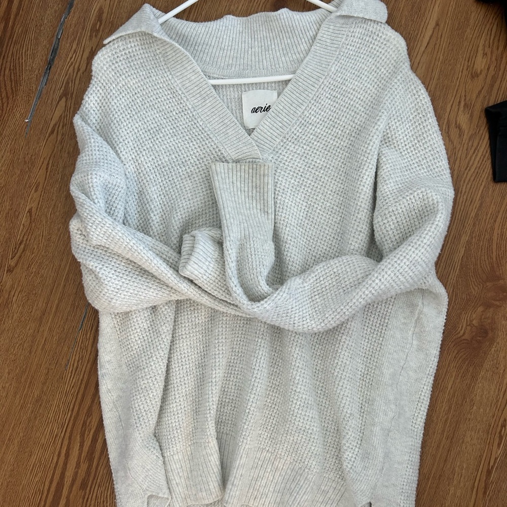 Aerie Gray Knit Waffle print Sweater